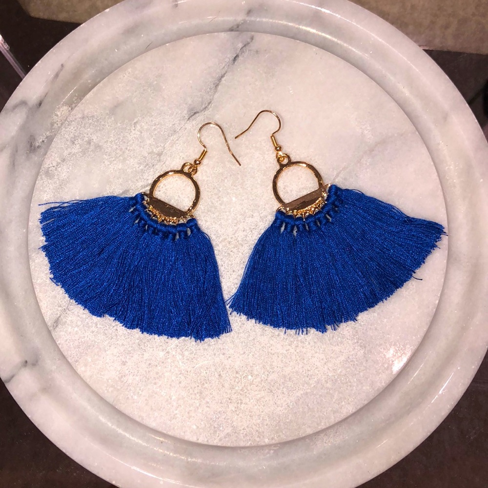 5/$25 Royal Blue & Gold Tassel Earrings